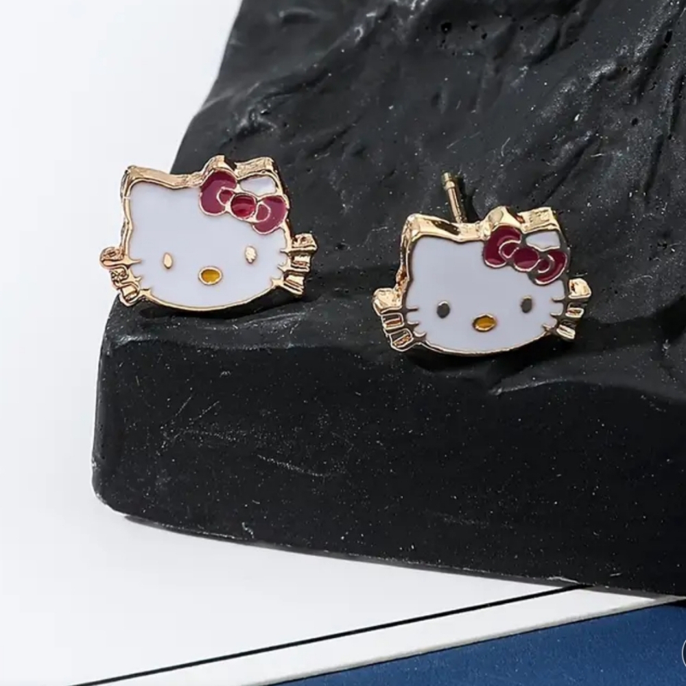🆕️ NWT Hello Kitty Earrings Sanrio - Picture 2 of 3